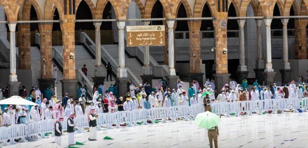 صورة ما شرع الله فريضة إلا ومن النافلة مثلها.. لماذا؟.. لسببين