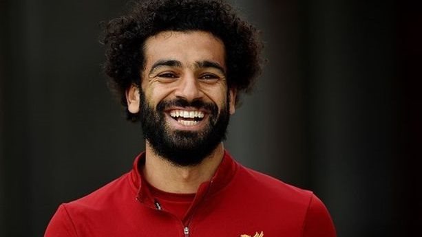 صورة شاهد.. محمد صلاح يرقص مع نجوم المنتخب على أنغام المهرجانات الشعبية